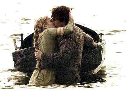 James
              Franco and Sophia Myles in Kevin Reynolds's film Tristan
              and Isolde (2006)